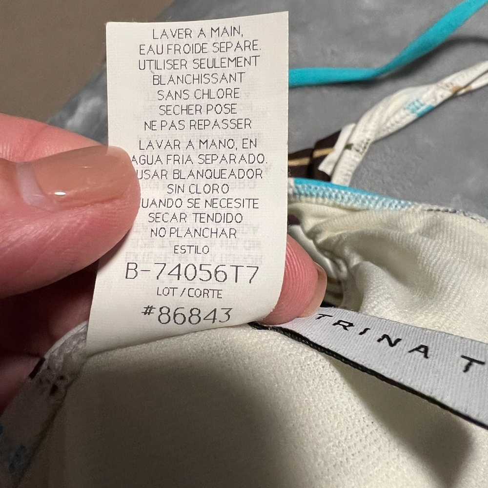 NWT Trina Turk printed string bikini separates  | Removable padding top size M - Picture 12 of 12